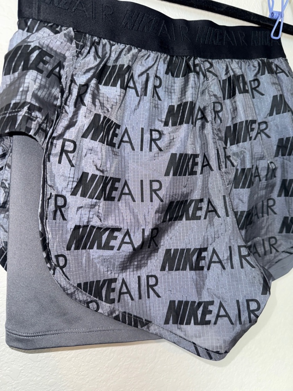Nike Air Women's 2-in-1 Running Shorts NWOT Size SM - Picture 7 of 8